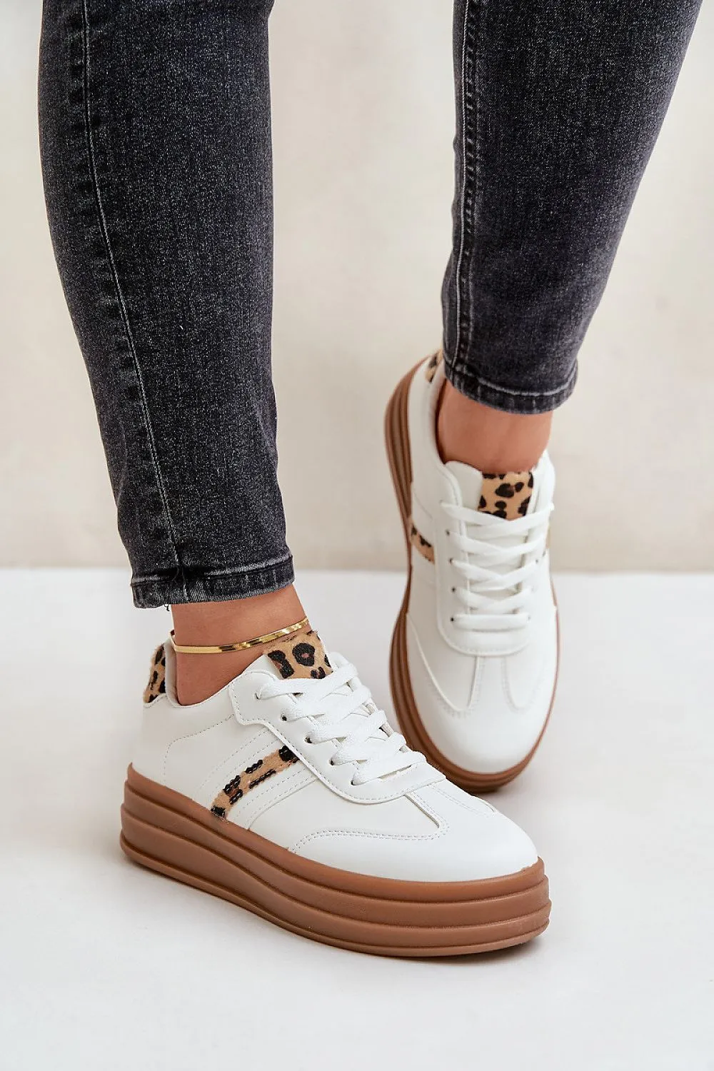 Sport Shoes