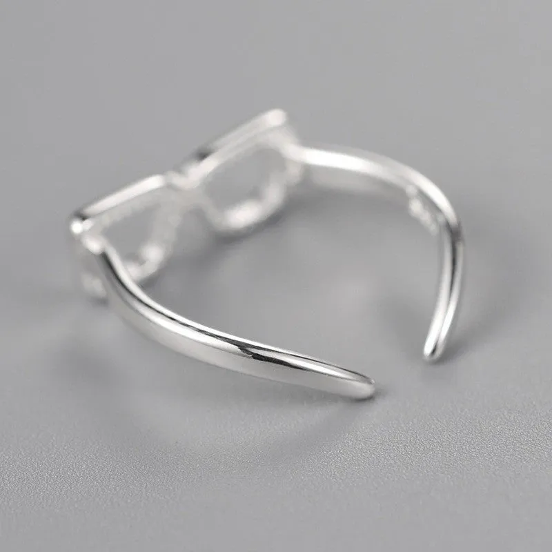 Sterling Silver 'Le Me' Glasses Toe Ring - 925
