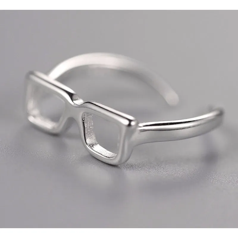 Sterling Silver 'Le Me' Glasses Toe Ring - 925