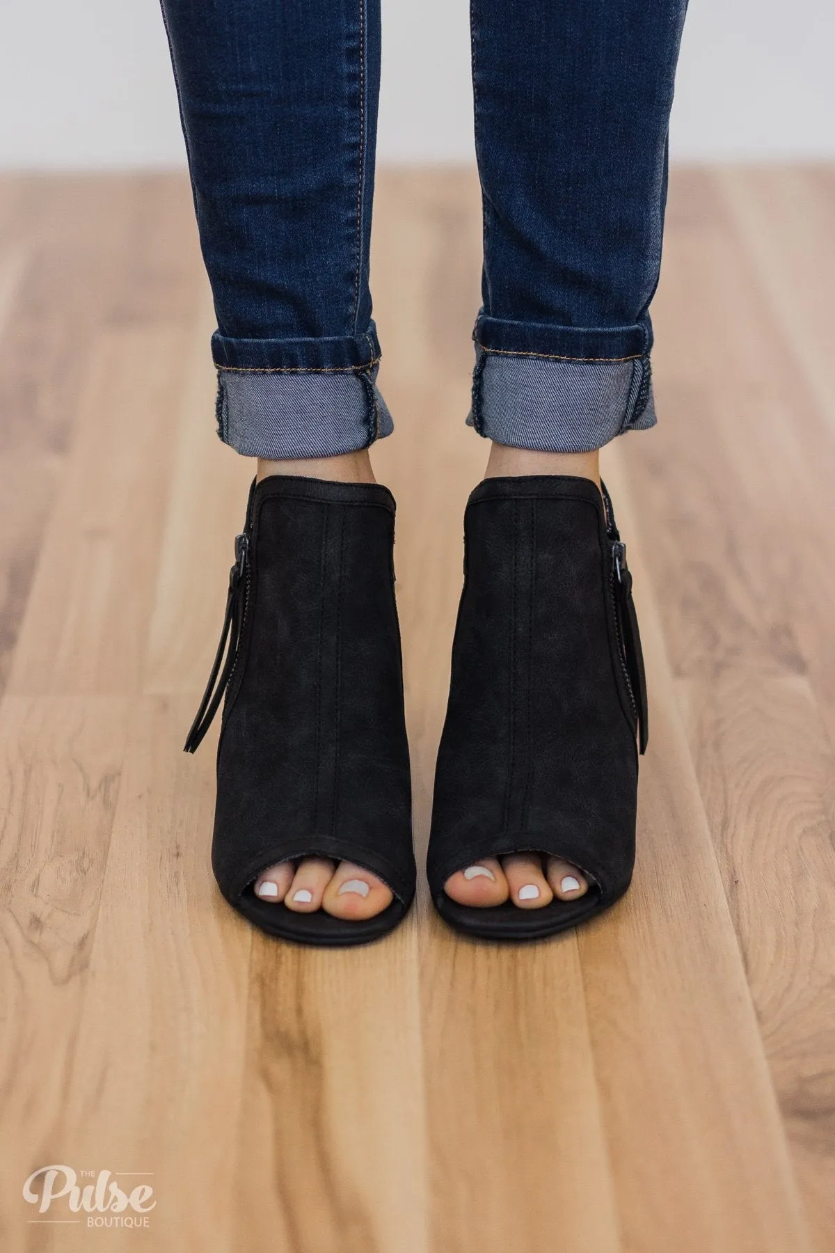 Sugar Rapids Booties- Black Antique