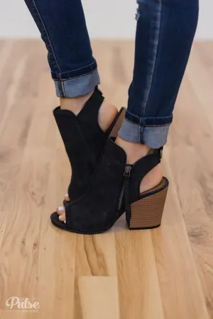 Sugar Rapids Booties- Black Antique