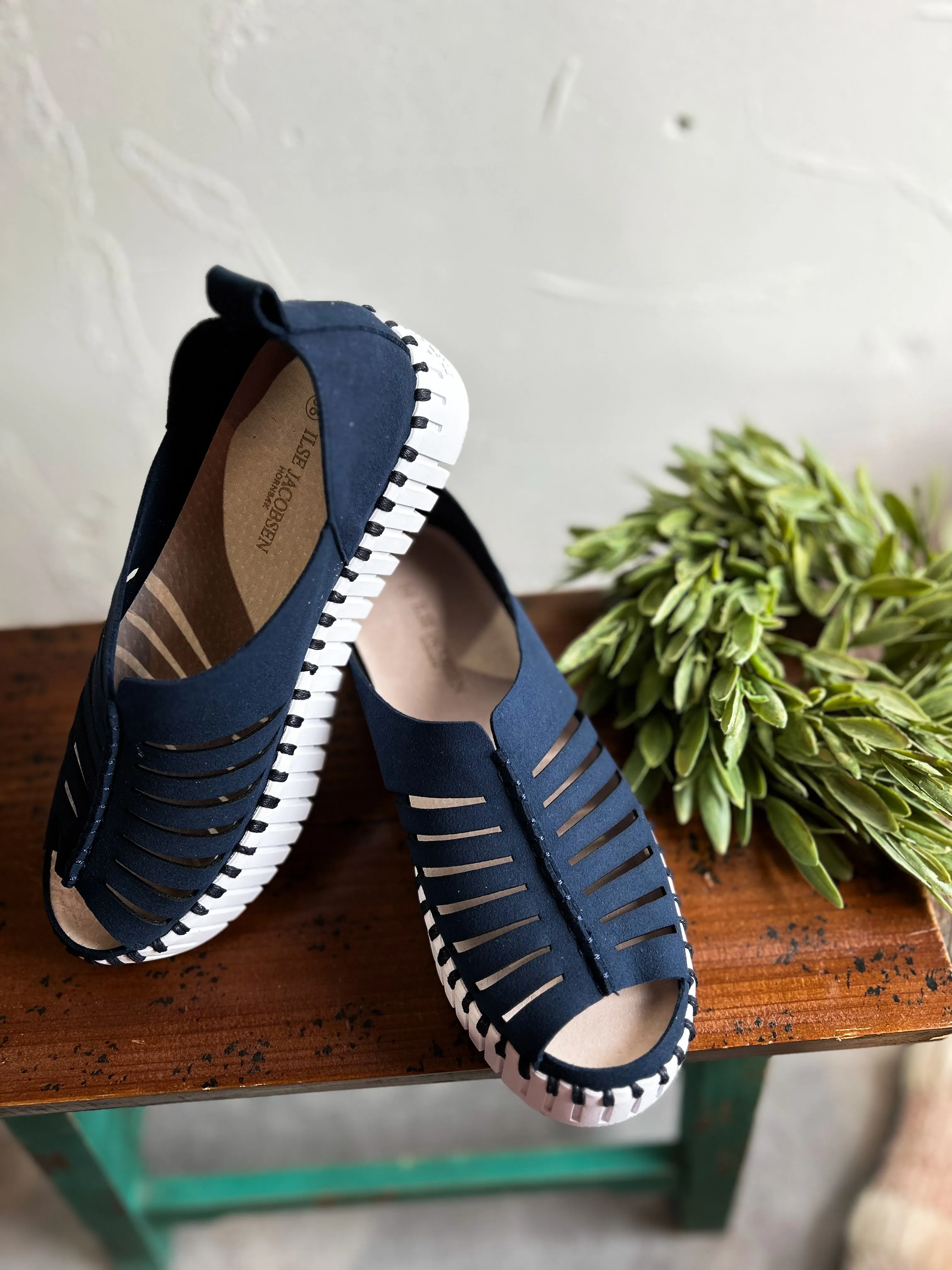 TULI OPEN TOE SNEAKER