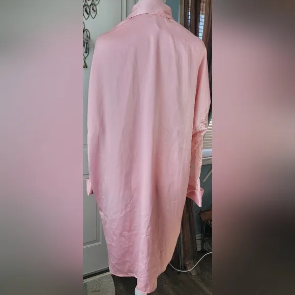 Vintage 90's Victoria's Secret Lace Button-Up Night Shirt Women's M/L Pink Satin