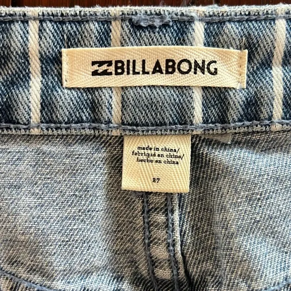 Vintage Billabong Acid Wash Pinstriped Button Front Denim Mini Jean Skirt Sz 27