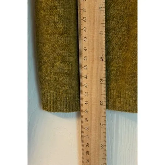 Vintage Free People 100% Wool V-Neck Long Sleeve Women's Lightweight Sweater S