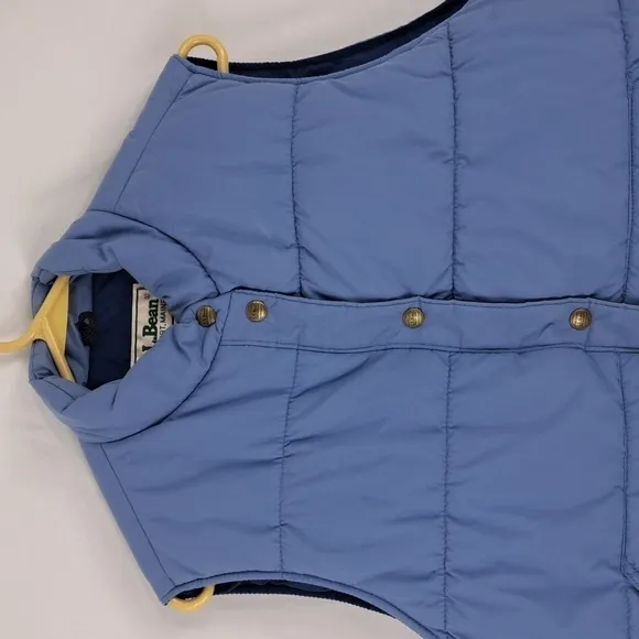 Vintage L.L.Bean full snap casual Women's Large light blue puffer vest jacket