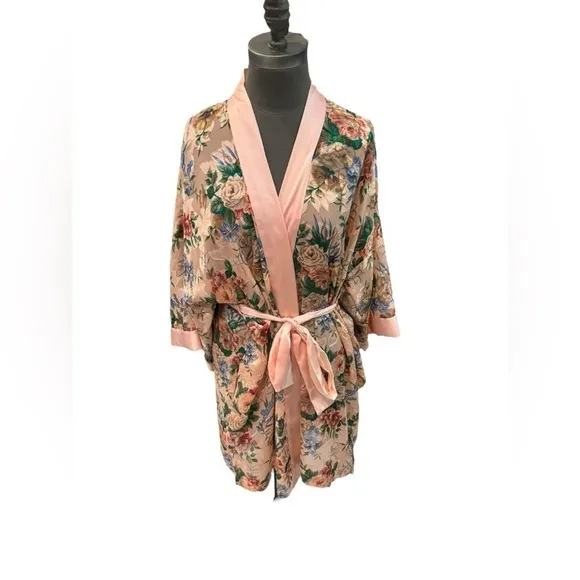 Vintage Victoria's Secret Women's Pink and Green Robe