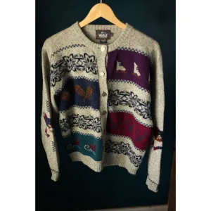 Vintage Woolrich L Women's Winter ice-skates sled Cardigan Sweater 100% Wool
