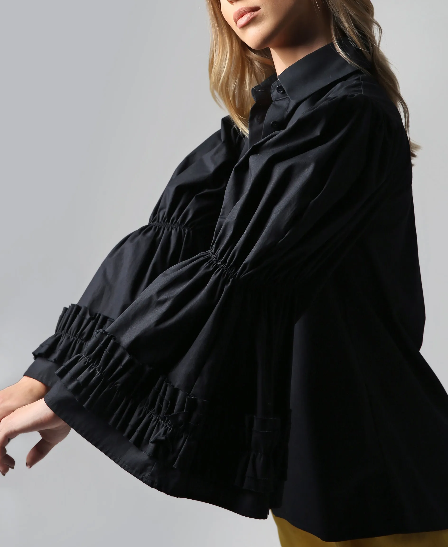Visaltes Bell Sleeve Blouse