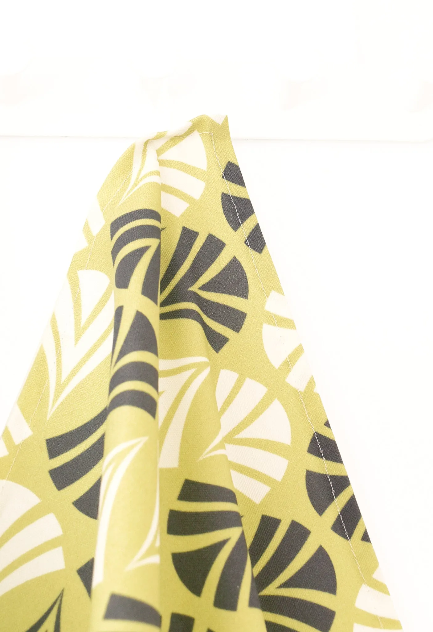 Waltz Linen Cotton Tea Towel (18.5x25) – Moss Green