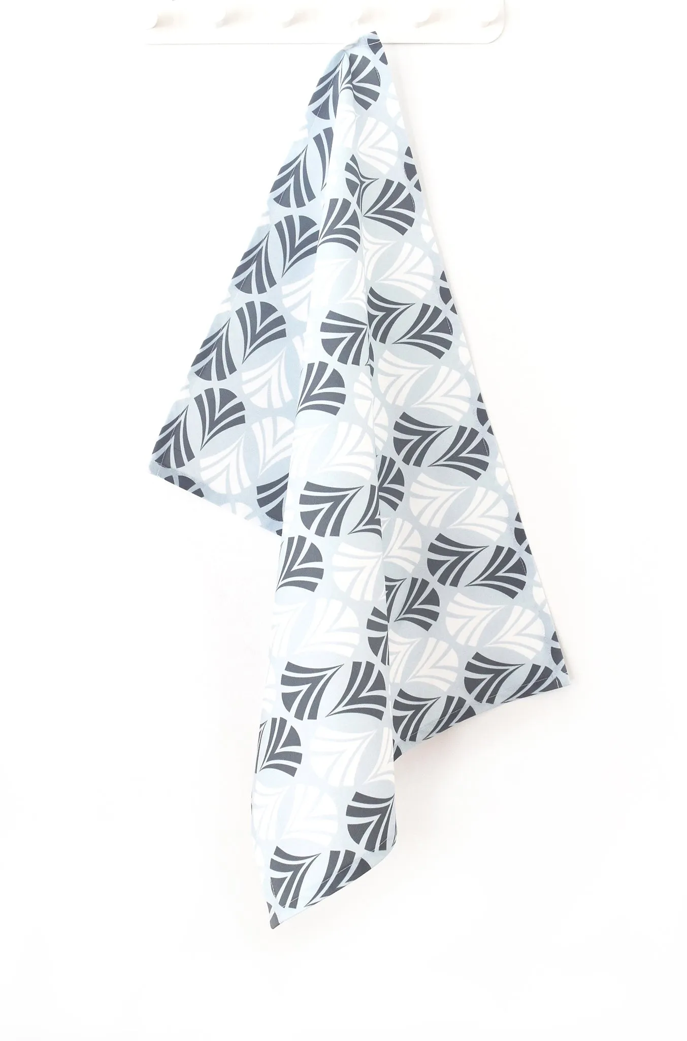 Waltz Linen Cotton Tea Towel (18.5x25) – Powder Blue