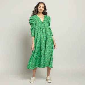 Womans Green Flower Toss Tally Dress