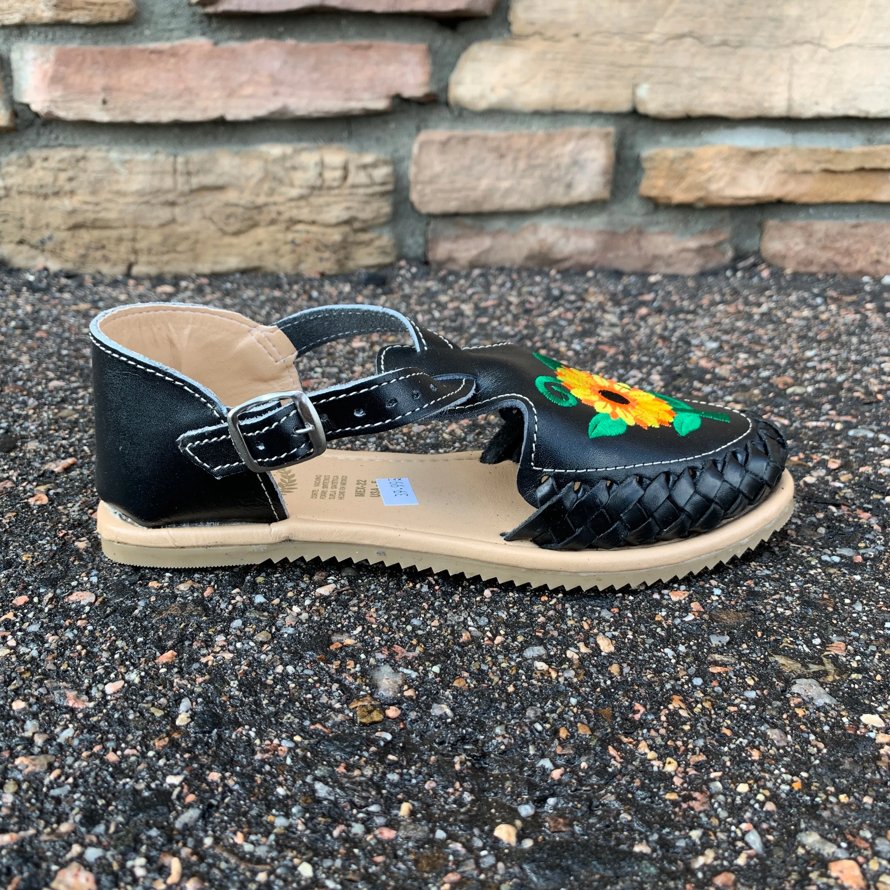 Women Black Sunflower Mexican Handmade Sandles