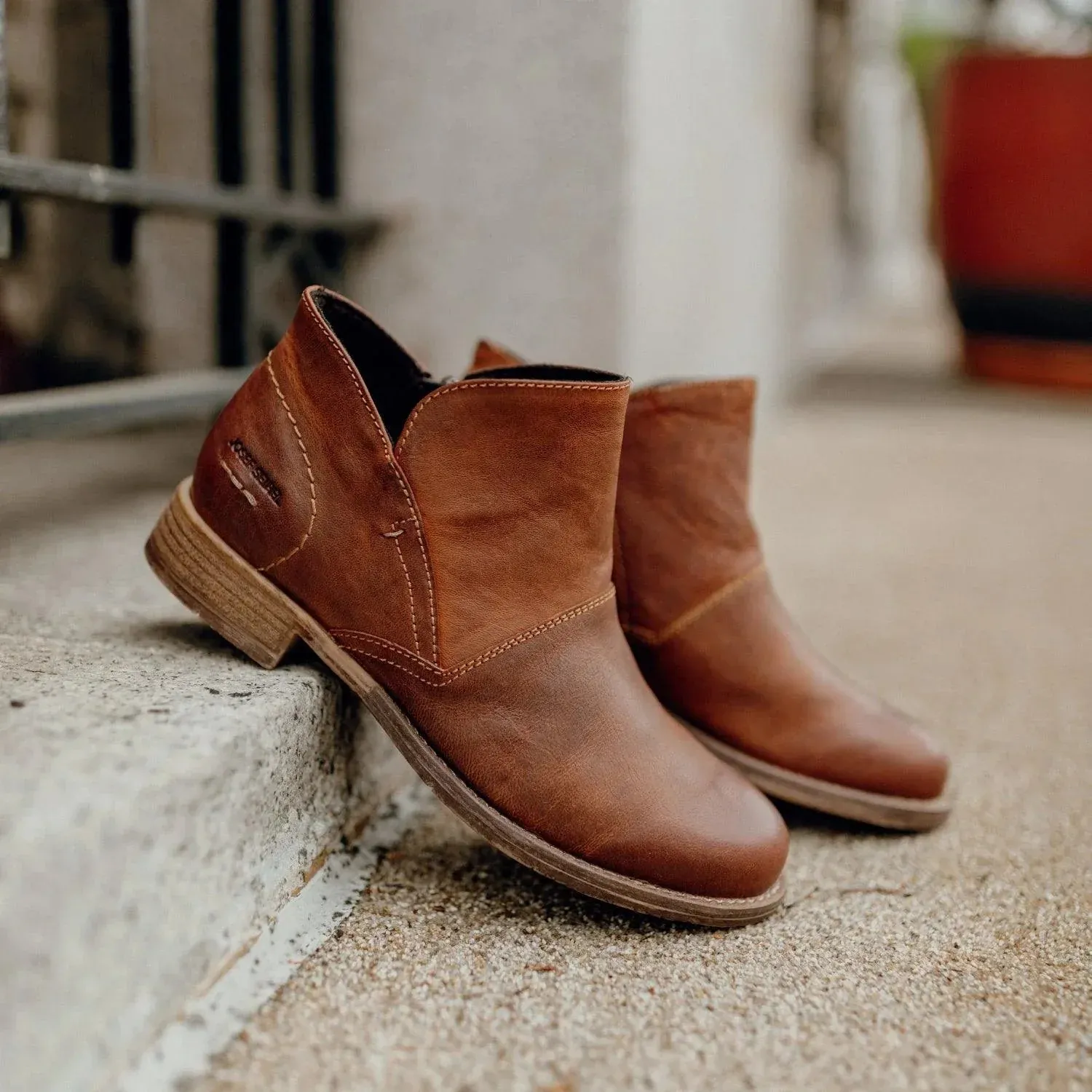 WOMEN'S JOSEF SEIBEL SIENNA 81 BOOT | CAMEL
