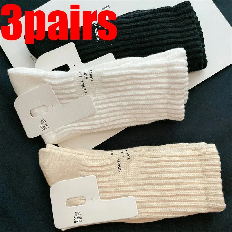 Women's Letter Medium Tube Socks