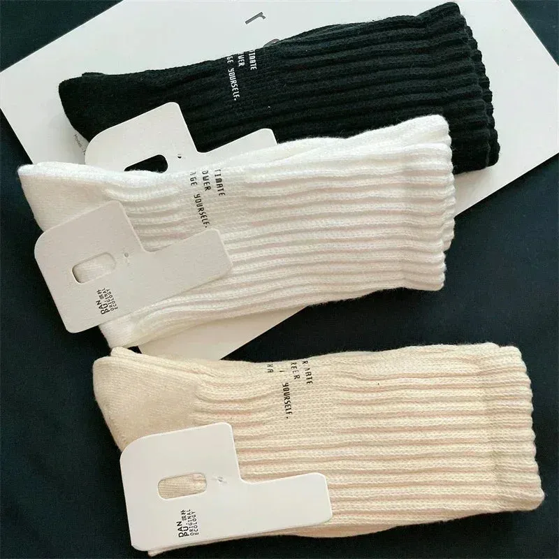 Women's Letter Medium Tube Socks