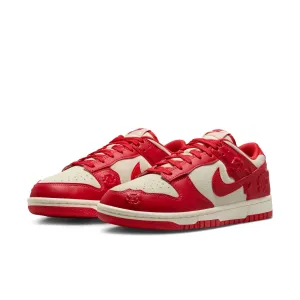 Women's Nike Dunk Low 'Roses'