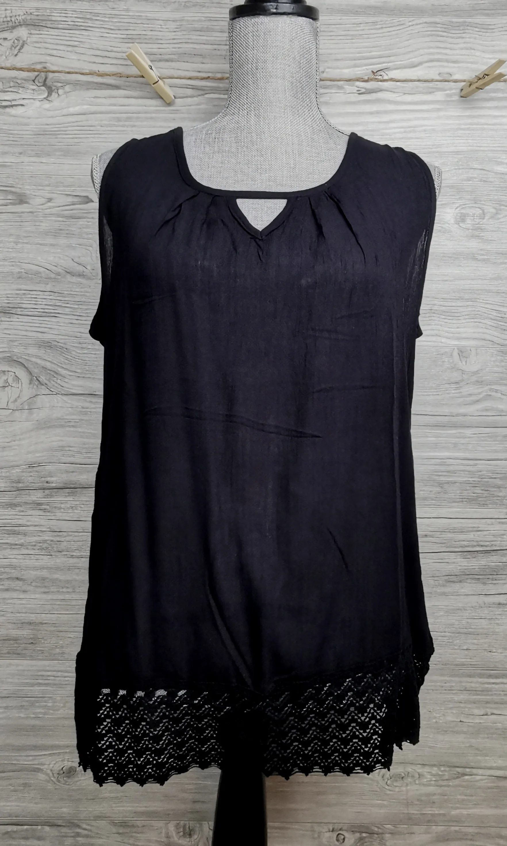 WOMENS SIZE LARGE - PAPA VANCOUVER, Soft Gauze, Black Flowy Dress Top NWT B45