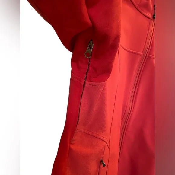 Women's Spyder Pink Red Hardshell Winter Jacket EUC